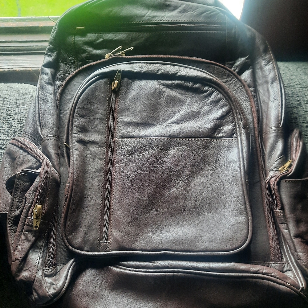 YKK zippers genuine leather backpack